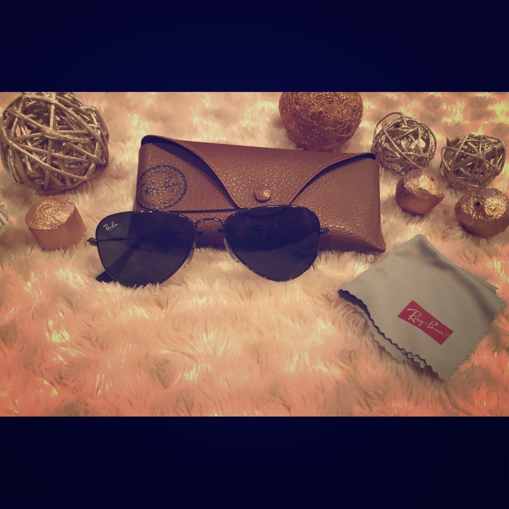 ❌SOLD❌RayBan Aviator Sunglasses❌SOLD❌